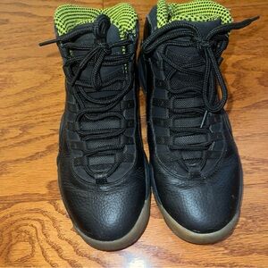Nike Air Jordan 10 Retro Venom Green Black Sneakers size 8.5